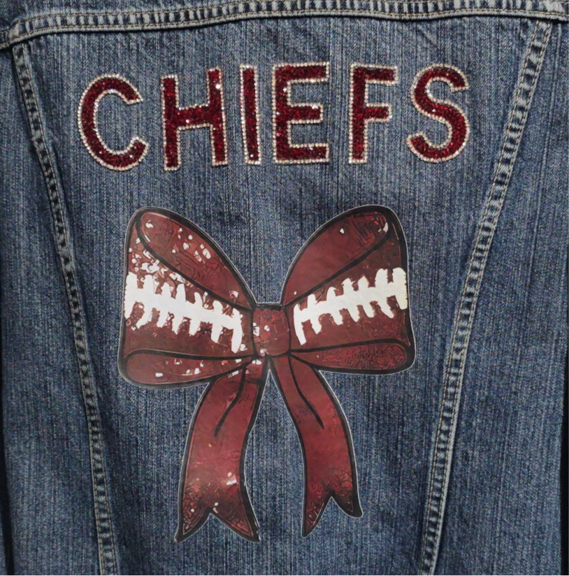 KC Chiefs Football Jean Jacket, L Women’s