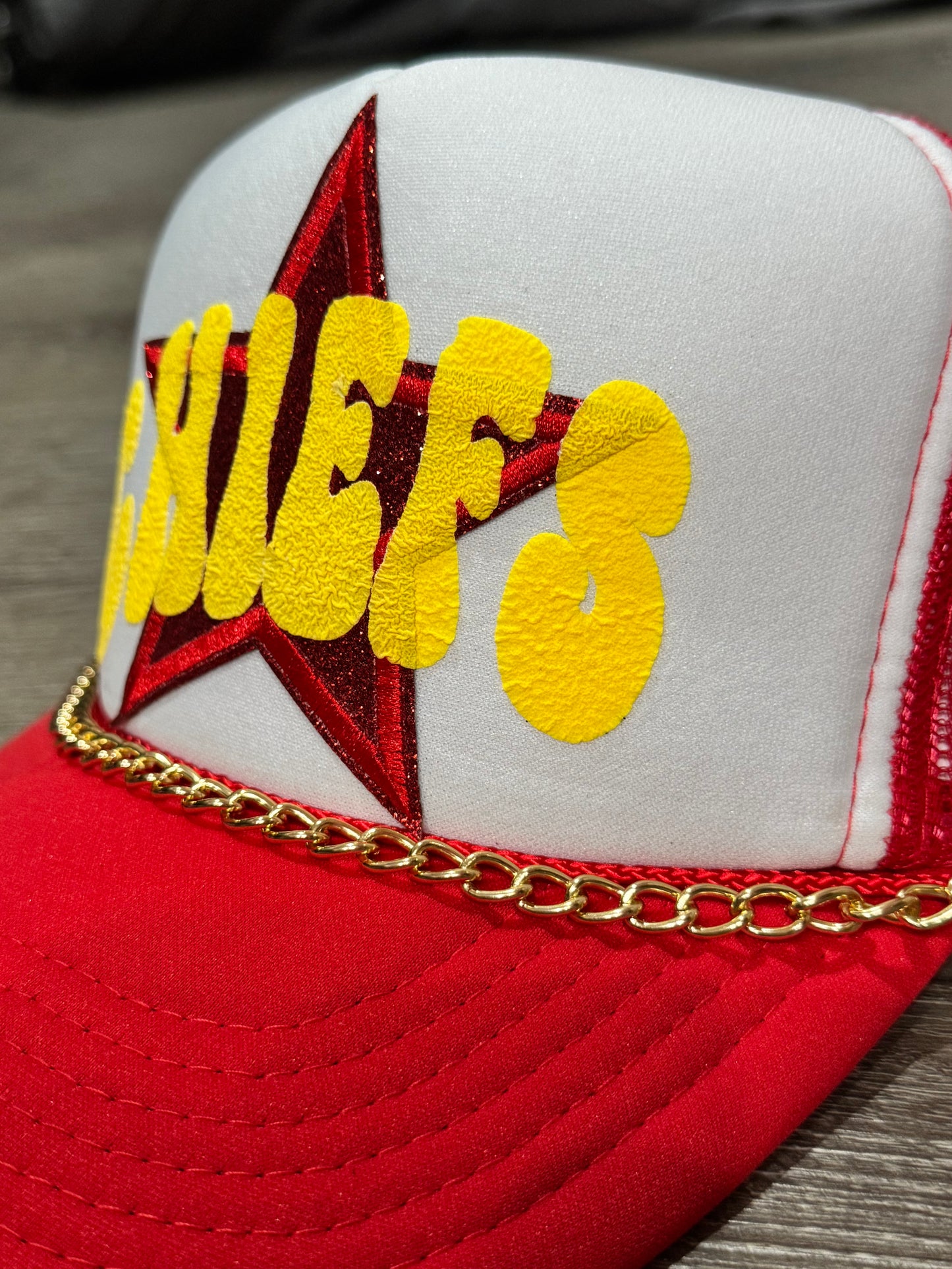 Chiefs Arch & Shimmer Star Trucker Hat