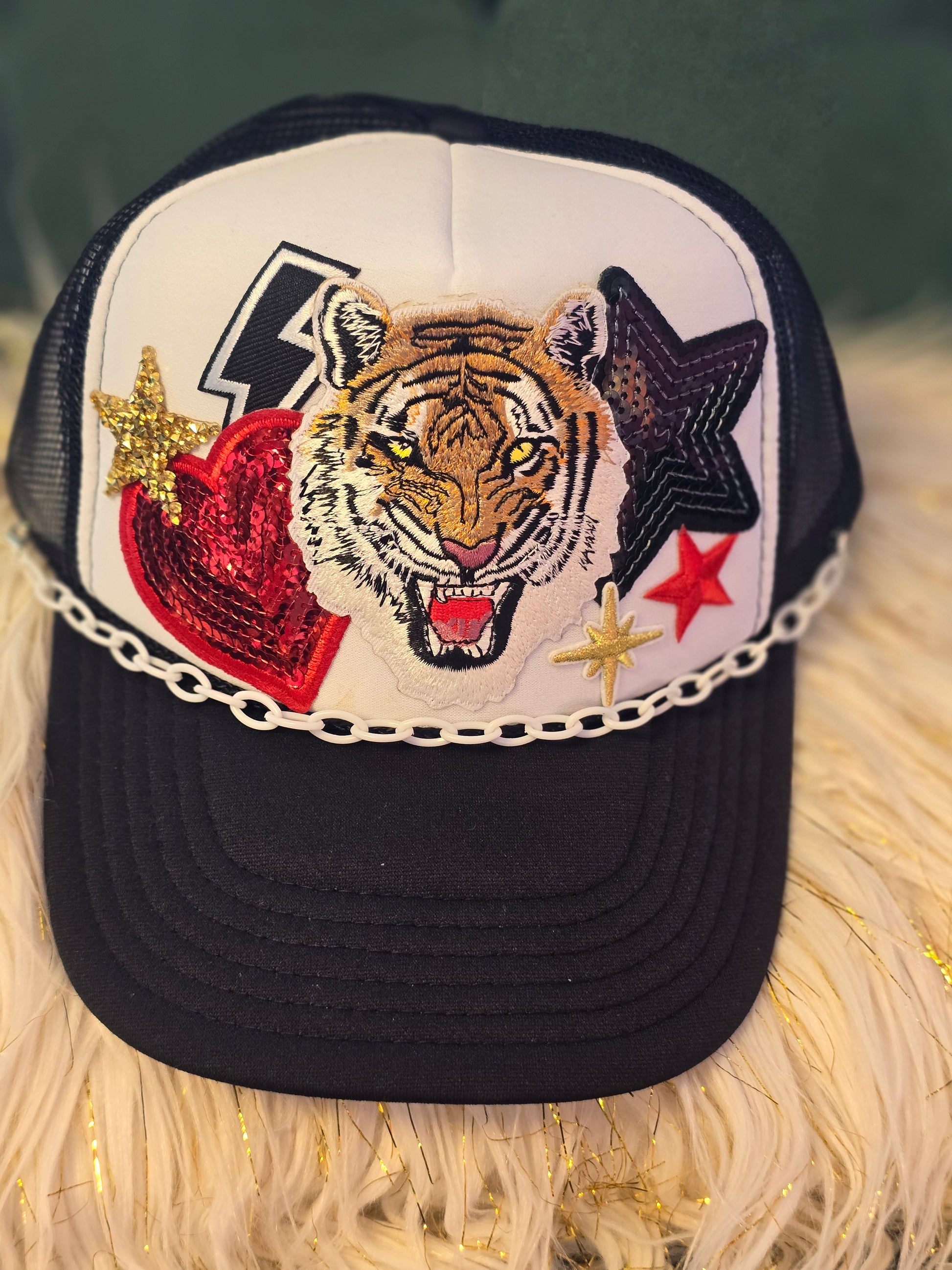 Tigers Red/Black Trucker.